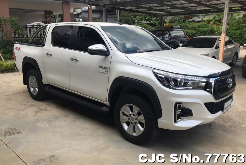 2017 Toyota Hilux White for sale Stock No. 77763 Japanese Used Cars